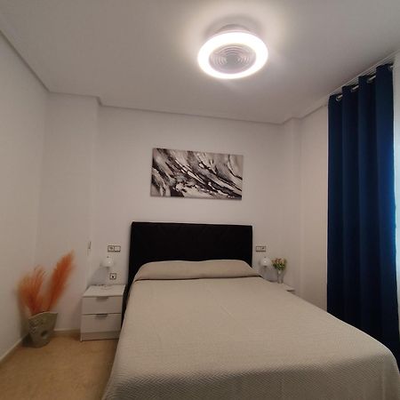 Macarena III Apartments, 300 Meter Zu Playa Del Cura 托雷维耶哈 外观 照片