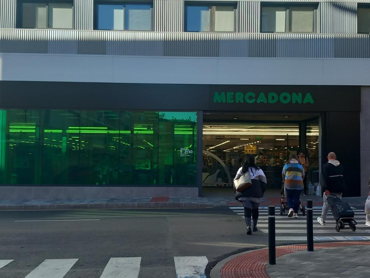 Macarena III Apartments, 300 Meter Zu Playa Del Cura 托雷维耶哈 外观 照片